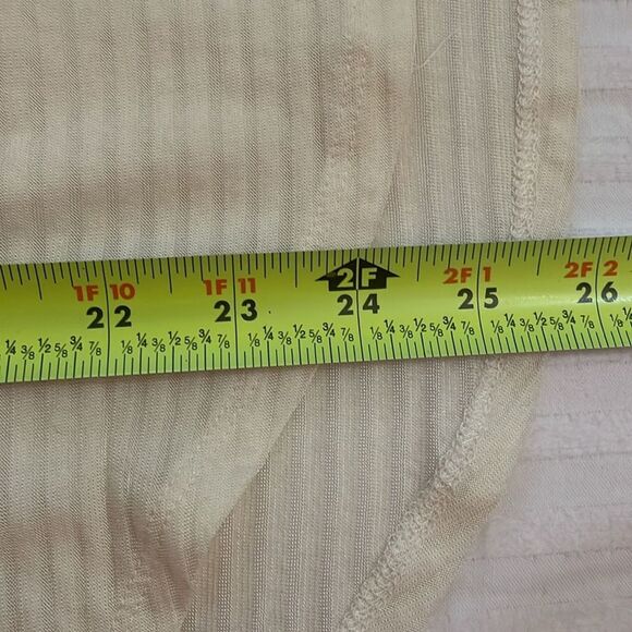 Tiny Ivory Sequin Embroidered Blouse Top Womens Size Medium Lightweight - Picture 7 of 12